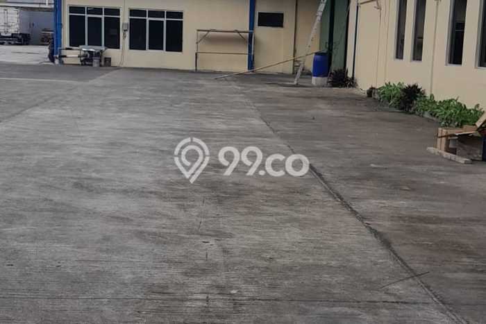 Gudang Disewa di Bekasi dengan LB 2500m2 Area Komersial Ramai Gudang Disewa di Bekasi dengan LB 2500m2 Area Komersial Ramai