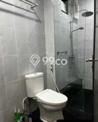 Disewakan! Rumah 3 Kamar Tidur &
2 Kamar Mandi di Bintara, Bekasi Disewakan! Rumah 3 Kamar Tidur &
2 Kamar Mandi di Bintara, Bekasi