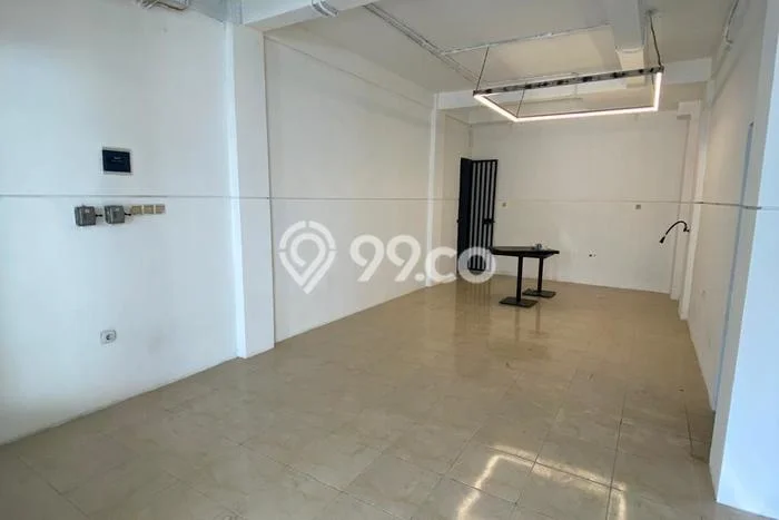 Disewakan Ruko Premium Kawasan Harapan Baru, Luas 265m², Lokasi Komersial, Jalan Mudah Disewakan Ruko Premium Kawasan Harapan Baru, Luas 265m², Lokasi Komersial, Jalan Mudah