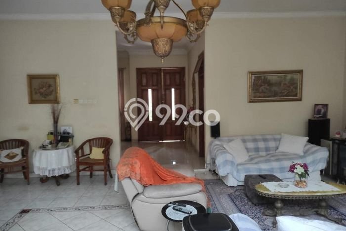 For Sale! Luxury House LT 500m2 Desain Elegan di Pejaten For Sale! Luxury House LT 500m2 Desain Elegan di Pejaten