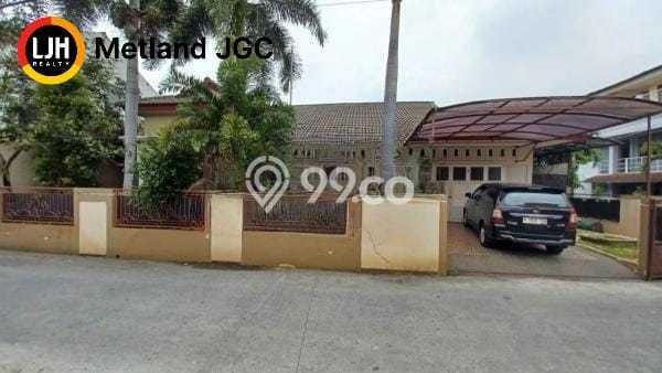 Jual Rumah Mewah Megah Dengan View Cantik di Cipinang Melayu, Jakarta Timur Jual Rumah Mewah Megah Dengan View Cantik di Cipinang Melayu, Jakarta Timur