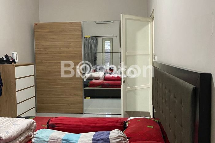 Rumah Nyaman 2 KT Luas Tanah 132m2m² di Waru, Sidoarjo Rumah Nyaman 2 KT Luas Tanah 132m2m² di Waru, Sidoarjo