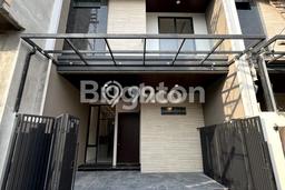 Dijual Rumah Luas Megah Dengan View Cantik di Dukuh Kupang, Surabaya Dijual Rumah Luas Megah Dengan View Cantik di Dukuh Kupang, Surabaya