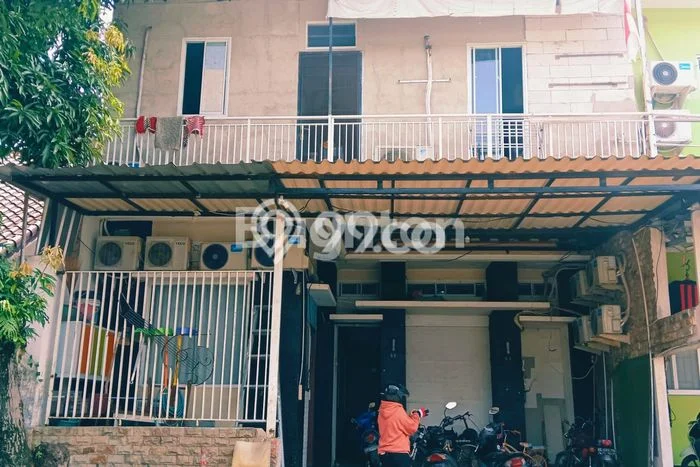 Dijual Rumah Premium dengan Fasilitas Sekitar Komplit di Karawaci, Tangerang Dijual Rumah Premium dengan Fasilitas Sekitar Komplit di Karawaci, Tangerang