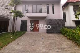 Rumah Elit LB 238m2 Siap Pakai Desain Elegan di Alam Sutera, Tangerang Rumah Elit LB 238m2 Siap Pakai Desain Elegan di Alam Sutera, Tangerang