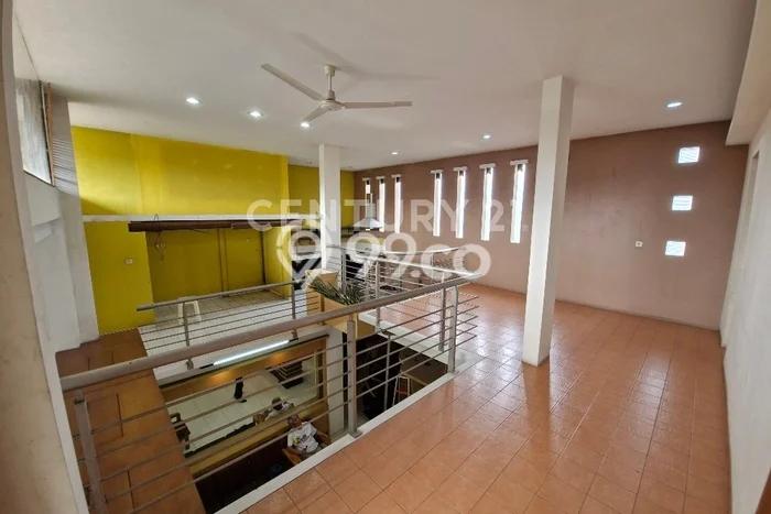 Rumah Luas Asri 2 KT Siap Pakai di Kopo Bandung Rumah Luas Asri 2 KT Siap Pakai di Kopo Bandung