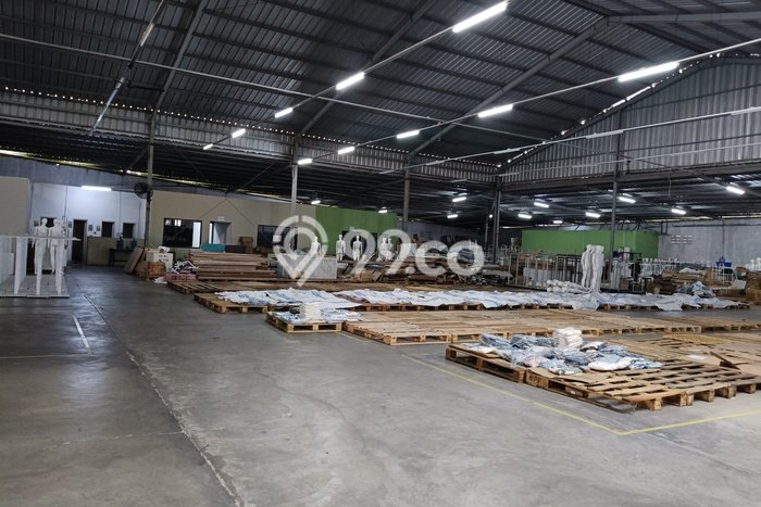 Gudang Disewa di Bandung dengan LB 1500m2 Area Komersial Ramai Gudang Disewa di Bandung dengan LB 1500m2 Area Komersial Ramai