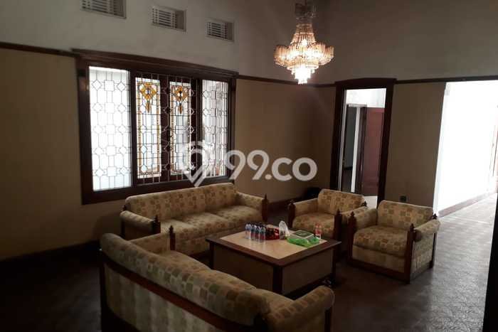 Sewa Rumah Bagus di Coblong Harga Rp 600 Juta/ Tahun Sewa Rumah Bagus di Coblong Harga Rp 600 Juta/ Tahun
