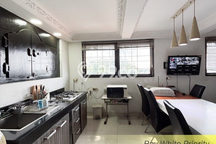 Rumah Kost untuk Dijual di Bintaro Punya 7 Kamar Rumah Kost untuk Dijual di Bintaro Punya 7 Kamar