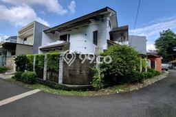 Rumah Elit Modern Siap Huni di Meruya Jakarta Barat Rumah Elit Modern Siap Huni di Meruya Jakarta Barat