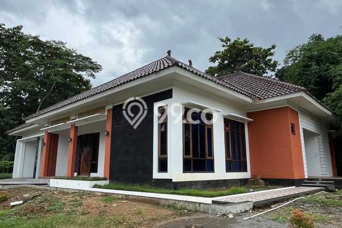 Rumah Mewah Dijual LT 968m2 di Sleman, Sleman Rumah Mewah Dijual LT 968m2 di Sleman, Sleman