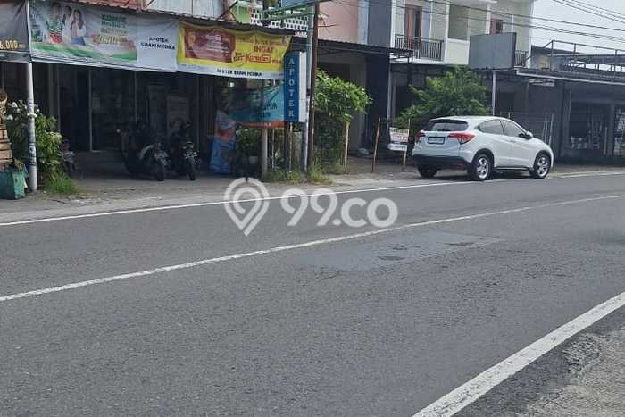 Ruko Bagus LT 105m2 LB 179m2 Dijual di Ngaglik Sleman Ruko Bagus LT 105m2 LB 179m2 Dijual di Ngaglik Sleman