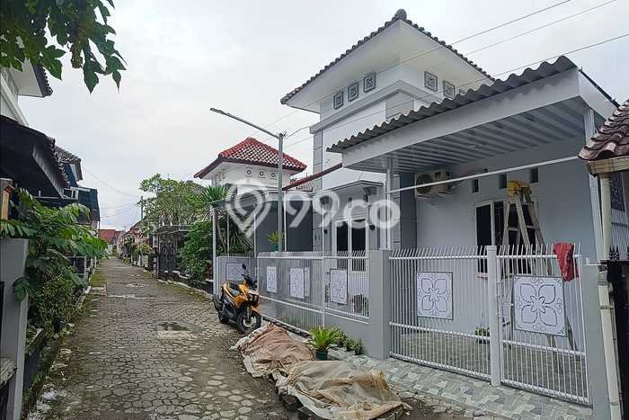 Jual Rumah Eksklusif 3 KT di Condong Catur, Sleman Jual Rumah Eksklusif 3 KT di Condong Catur, Sleman