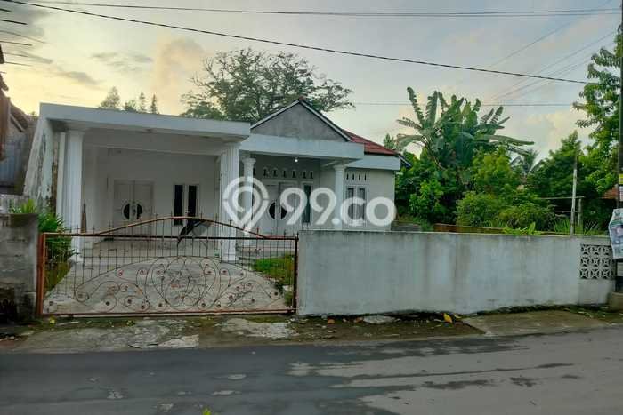 Hunian Cantik Modern Lb 220m2 di Sleman, Sleman Hunian Cantik Modern Lb 220m2 di Sleman, Sleman