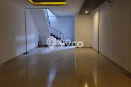 Ruko Disewa di Bandung dengan LB 280m2 Area Komersial Ramai Ruko Disewa di Bandung dengan LB 280m2 Area Komersial Ramai