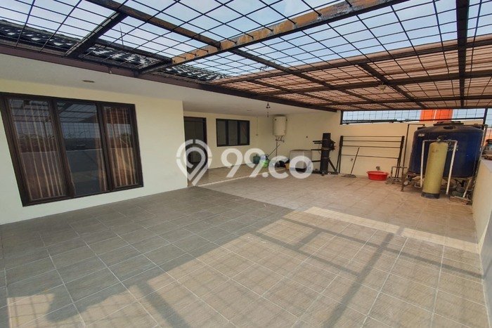 Unit Ruko Dijual di Bandung LT 120m2 & LB 212m2 Unit Ruko Dijual di Bandung LT 120m2 & LB 212m2