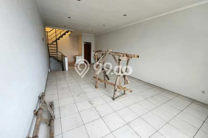 Ruko Disewa di Andir, Bandung, LT 89m2 / LB 150m2 Ruko Disewa di Andir, Bandung, LT 89m2 / LB 150m2