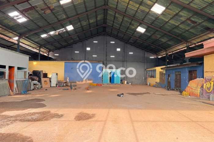 Komersial Kawasan Bisnis di Kiaracondong, Luas 600m², Siap Operasional Komersial Kawasan Bisnis di Kiaracondong, Luas 600m², Siap Operasional