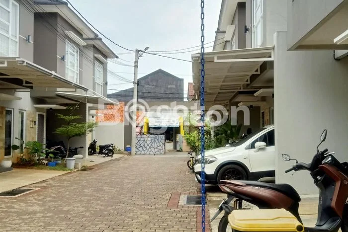 Sewa Rumah Murah di Kukusan Depok dengan 3 KT Sewa Rumah Murah di Kukusan Depok dengan 3 KT
