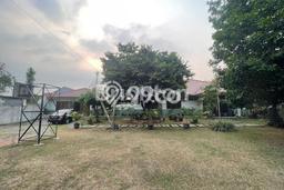 For Sale! Luxury House LT 1670m2 Desain Elegan di Tapos For Sale! Luxury House LT 1670m2 Desain Elegan di Tapos