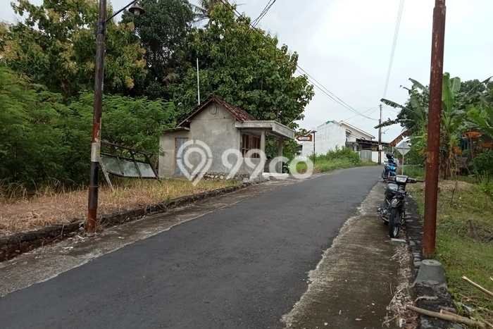 Jarang Ada! Tanah di Gamping Punya Luas 345m2 SHM Jarang Ada! Tanah di Gamping Punya Luas 345m2 SHM