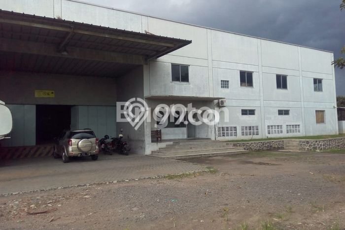 Unit Gudang Tersedia di Tambakaji Spesifikasi LB 2000m2 Unit Gudang Tersedia di Tambakaji Spesifikasi LB 2000m2