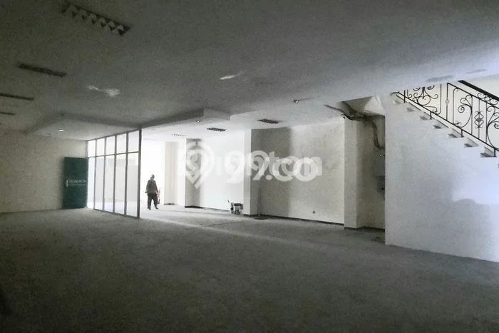 Disewakan Ruko di Pusat Kota Semarang Ramai Strategis Disewakan Ruko di Pusat Kota Semarang Ramai Strategis