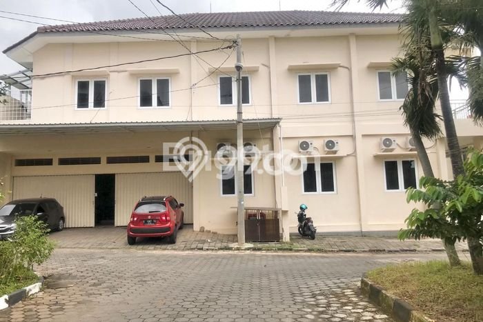 Komersial Dijual di Semarang LT 335m2 & LB 398m2 Lokasi Terbaik! Komersial Dijual di Semarang LT 335m2 & LB 398m2 Lokasi Terbaik!