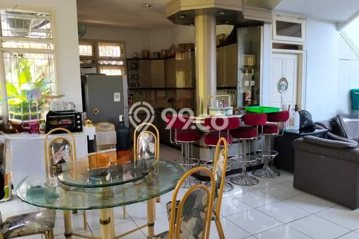 Rumah Luxury Modern Siap Huni di Bulustalan Semarang Rumah Luxury Modern Siap Huni di Bulustalan Semarang