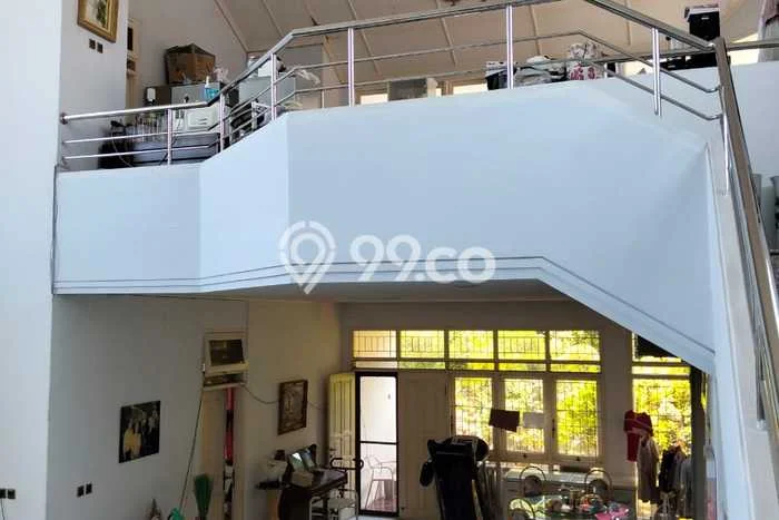 Rumah Luxury Modern Siap Huni di Bulustalan Semarang Rumah Luxury Modern Siap Huni di Bulustalan Semarang