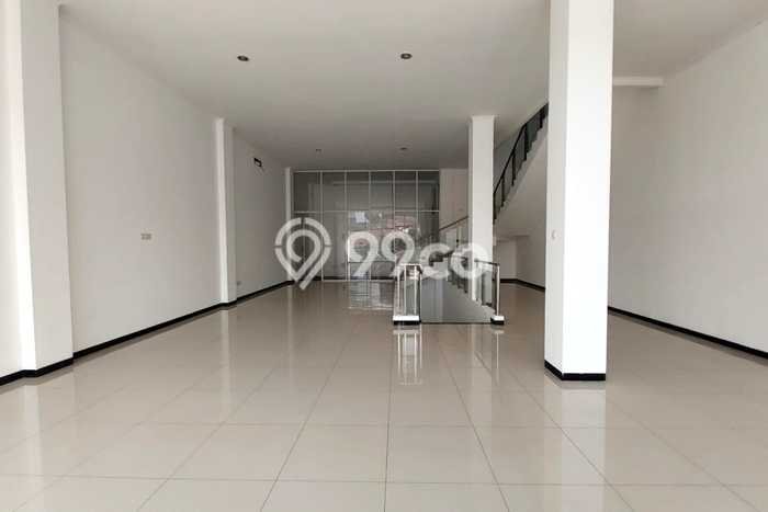 Disewakan Ruko di Gajah Mungkur Semarang LT 181m2, LB 427m2 Disewakan Ruko di Gajah Mungkur Semarang LT 181m2, LB 427m2