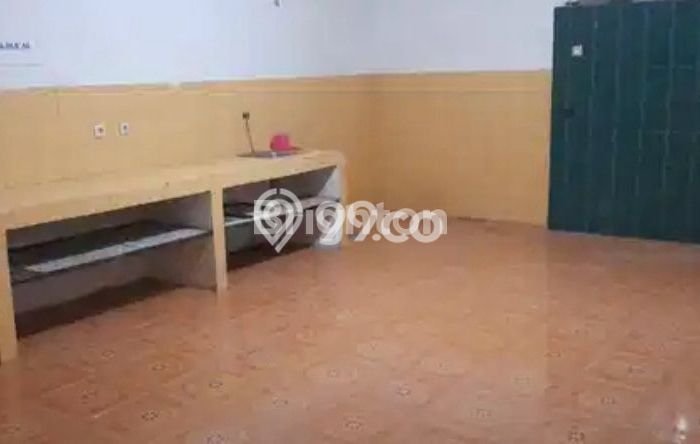 Disewakan Ruko di Kawasan Ramai Tanah Sareal Luas 225m2 Disewakan Ruko di Kawasan Ramai Tanah Sareal Luas 225m2