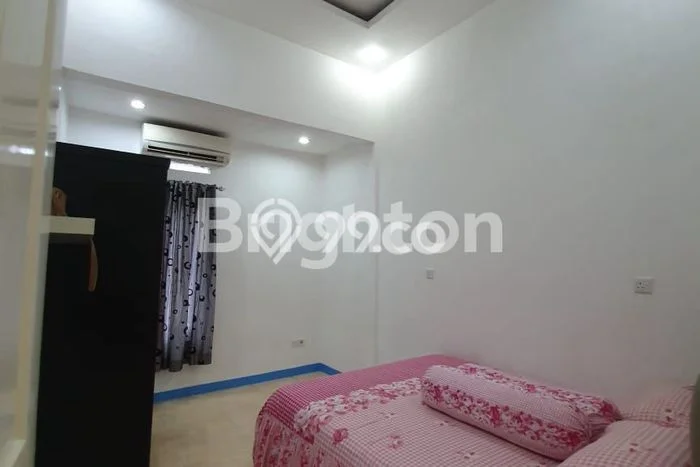 Disewakan! Rumah 2 Kamar Tidur &
1 Kamar Mandi di Sentul City, Bogor Disewakan! Rumah 2 Kamar Tidur &
1 Kamar Mandi di Sentul City, Bogor