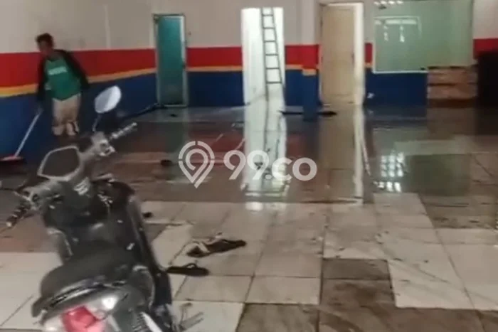 Ruko Disewakan Lokasi Cibinong Bogor Harga Spesial! Ruko Disewakan Lokasi Cibinong Bogor Harga Spesial!