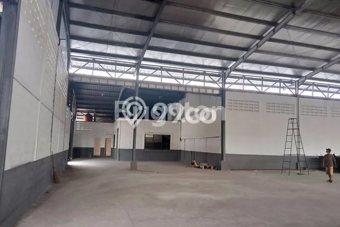 Gudang Disewakan Cepat di Babakan Madang Bogor LB 1200m2 Gudang Disewakan Cepat di Babakan Madang Bogor LB 1200m2