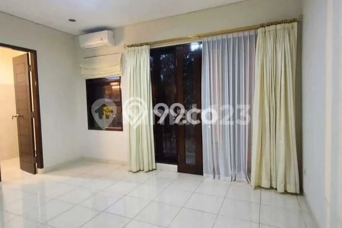 Rumah sewa siap pakai 4 Kamar Tidur di Katulampa, Bogor Rumah sewa siap pakai 4 Kamar Tidur di Katulampa, Bogor