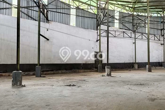 Unit Gudang Disewa Lokasi Citeureup, Bogor Spesifikasi Luas Bangunan 1300m2 Unit Gudang Disewa Lokasi Citeureup, Bogor Spesifikasi Luas Bangunan 1300m2