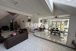 Hunian Elit LB 400m2 Siap Pakai Desain Elegan di Tajur, Bogor Hunian Elit LB 400m2 Siap Pakai Desain Elegan di Tajur, Bogor