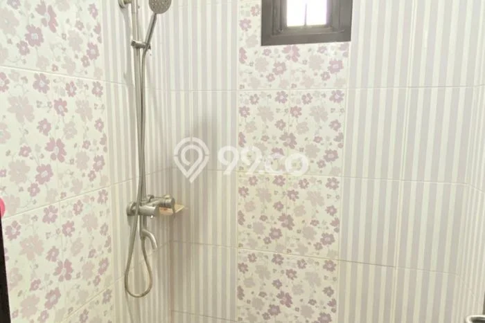 Jarang Ada! Rumah Sewa 4 Kamar Nyaman Siap Huni Cimanggu Jarang Ada! Rumah Sewa 4 Kamar Nyaman Siap Huni Cimanggu