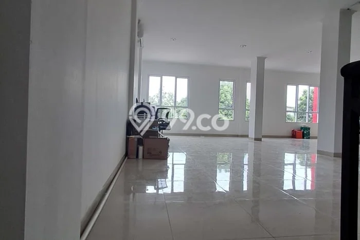 Ruko untuk Disewa di Pusat Bogor Luas Bangunan 180m2 Ruko untuk Disewa di Pusat Bogor Luas Bangunan 180m2