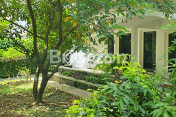 For Sale Rumah Elit Exclusive di Kebayoran Baru, Jakarta Selatan For Sale Rumah Elit Exclusive di Kebayoran Baru, Jakarta Selatan