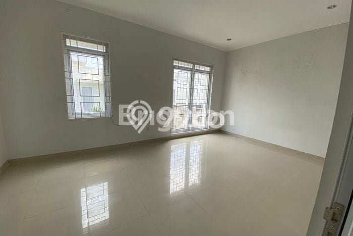 Disewakan Rumah Murah di Tegal Gundi Bogor Punya 4 KT Disewakan Rumah Murah di Tegal Gundi Bogor Punya 4 KT