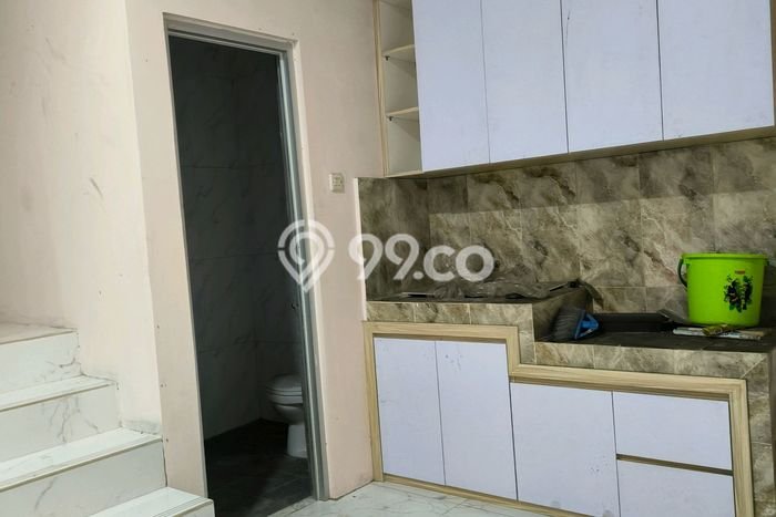 Disewakan Ruko di Kawasan Ramai Gunung Batu Luas 324m2 Disewakan Ruko di Kawasan Ramai Gunung Batu Luas 324m2