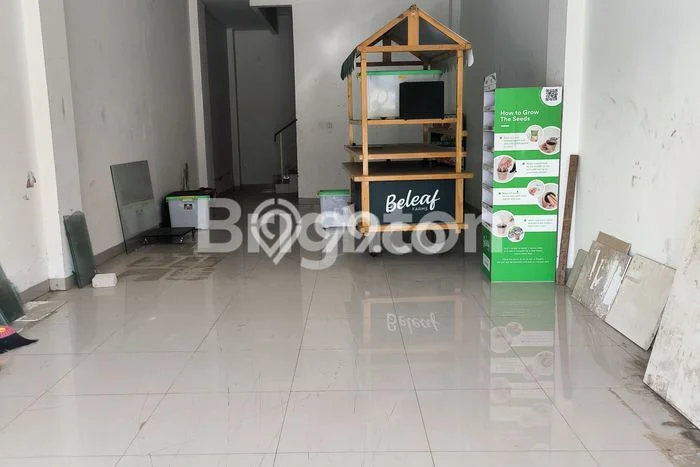 Ruko bagus disewakan di Bogor Barat Bogor dengan LB 405m2 harga sewa terbaik Ruko bagus disewakan di Bogor Barat Bogor dengan LB 405m2 harga sewa terbaik