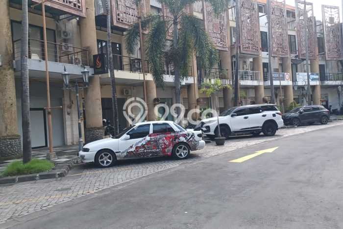 Ruko Siap Pakai di Kuta, Luas 228m², Area Bisnis Ruko Siap Pakai di Kuta, Luas 228m², Area Bisnis