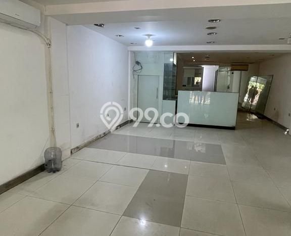 Dijual! Ruko di Jelambar Jakarta Barat LT 75m2 / LB 160m2 Kawasan Bisnis Dijual! Ruko di Jelambar Jakarta Barat LT 75m2 / LB 160m2 Kawasan Bisnis