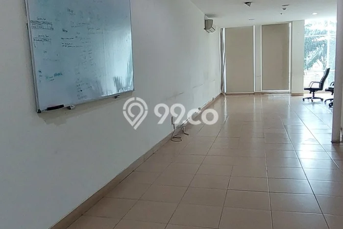 Disewakan Ruko di Kawasan Ramai Srengseng Luas 202m2 Disewakan Ruko di Kawasan Ramai Srengseng Luas 202m2