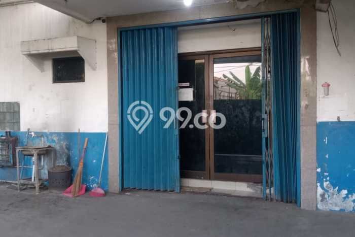 LOKASI PREMIUM! Gudang Kawasan Niaga di , Luas 1500m2m², Siap Bisnis LOKASI PREMIUM! Gudang Kawasan Niaga di , Luas 1500m2m², Siap Bisnis