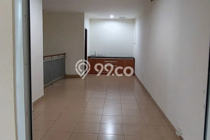 Disewakan Ruko di Kawasan Ramai Srengseng Luas 202m2 Disewakan Ruko di Kawasan Ramai Srengseng Luas 202m2