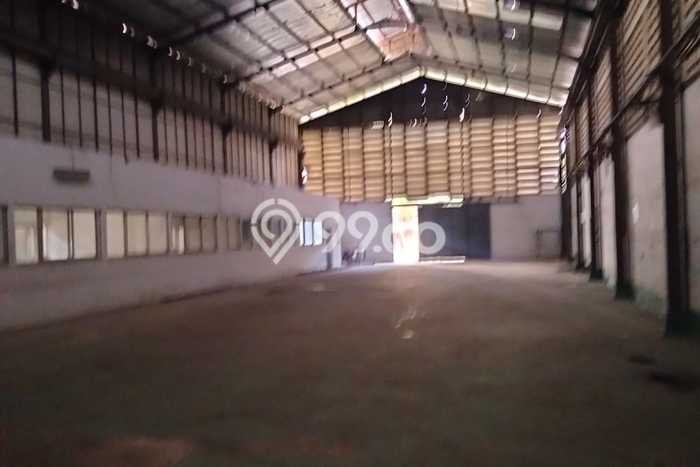 Disewakan Gudang Premium di , Luas 2100m2m², Area Komersial Disewakan Gudang Premium di , Luas 2100m2m², Area Komersial